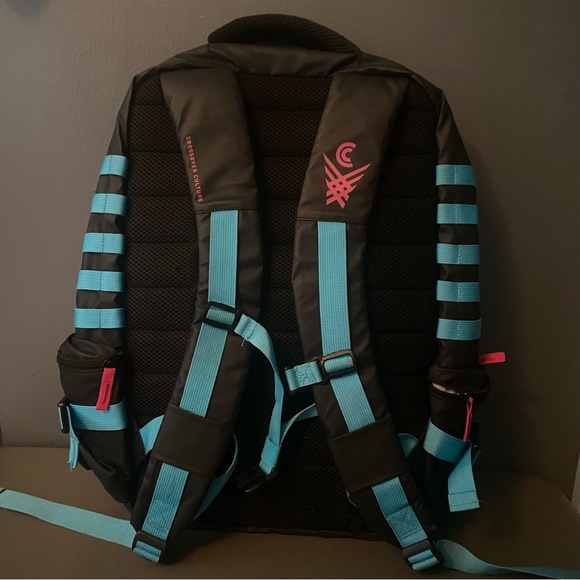 Crossover Culture Backpacks - Picture 2 of 2